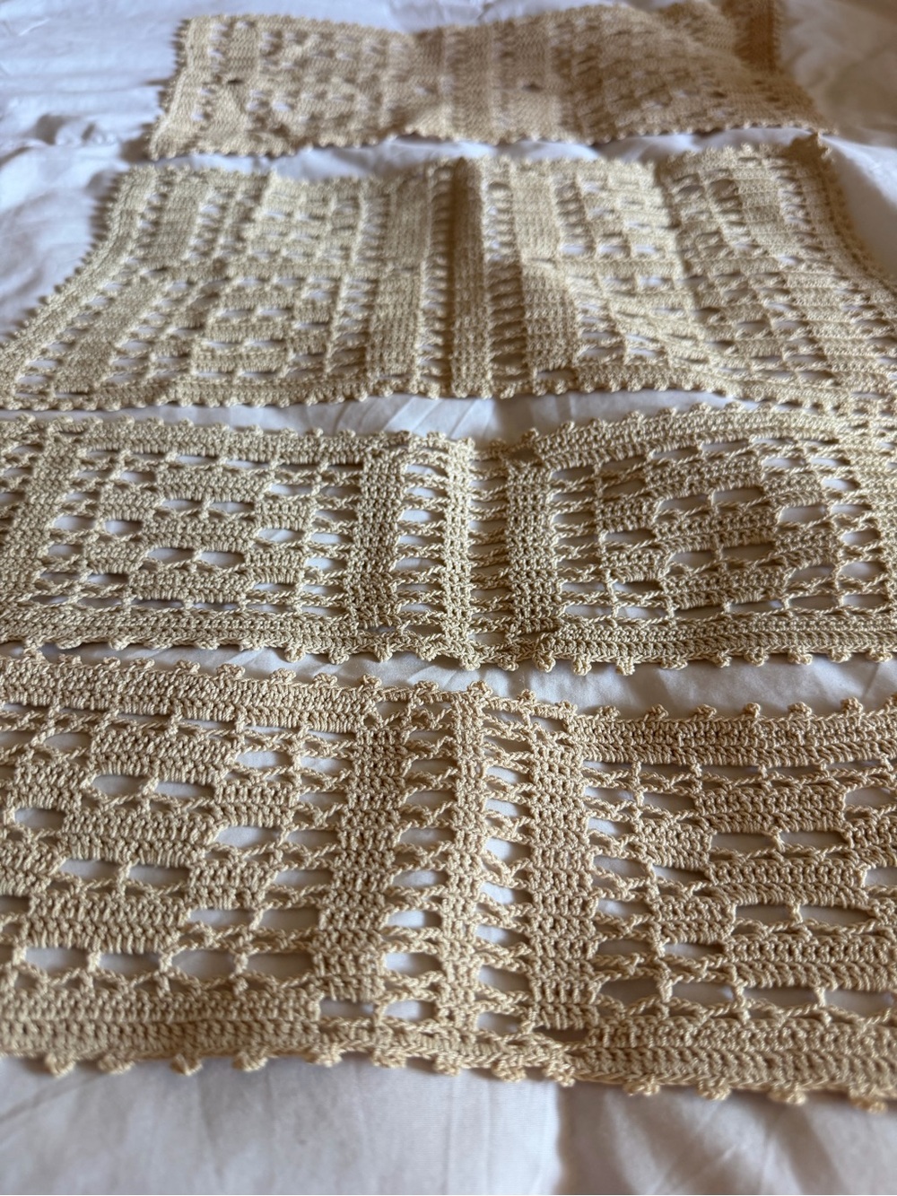 4Pc Set of Matching Vintage Antique Handmade Crochet Rectangle Doilies ~ beige